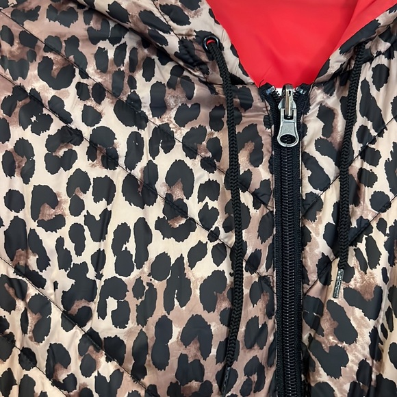 Reversible light weight puffer coat - Picture 2 of 6